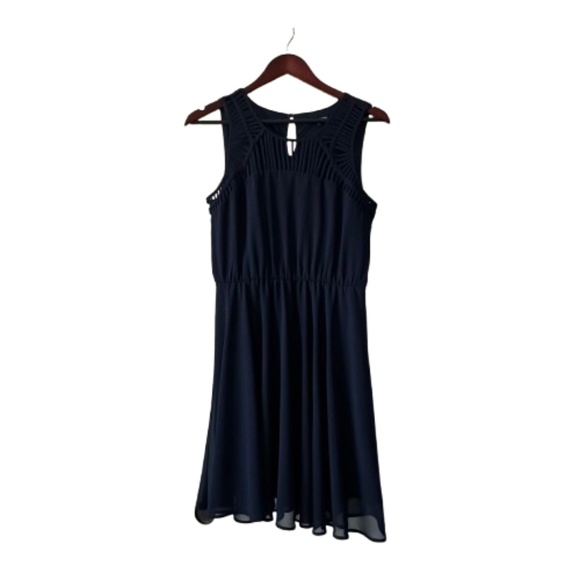 As U Wish Women' 9 Navy Sleeveless Round Neck Lined Chiffon Mini Dress - Picture 9 of 16